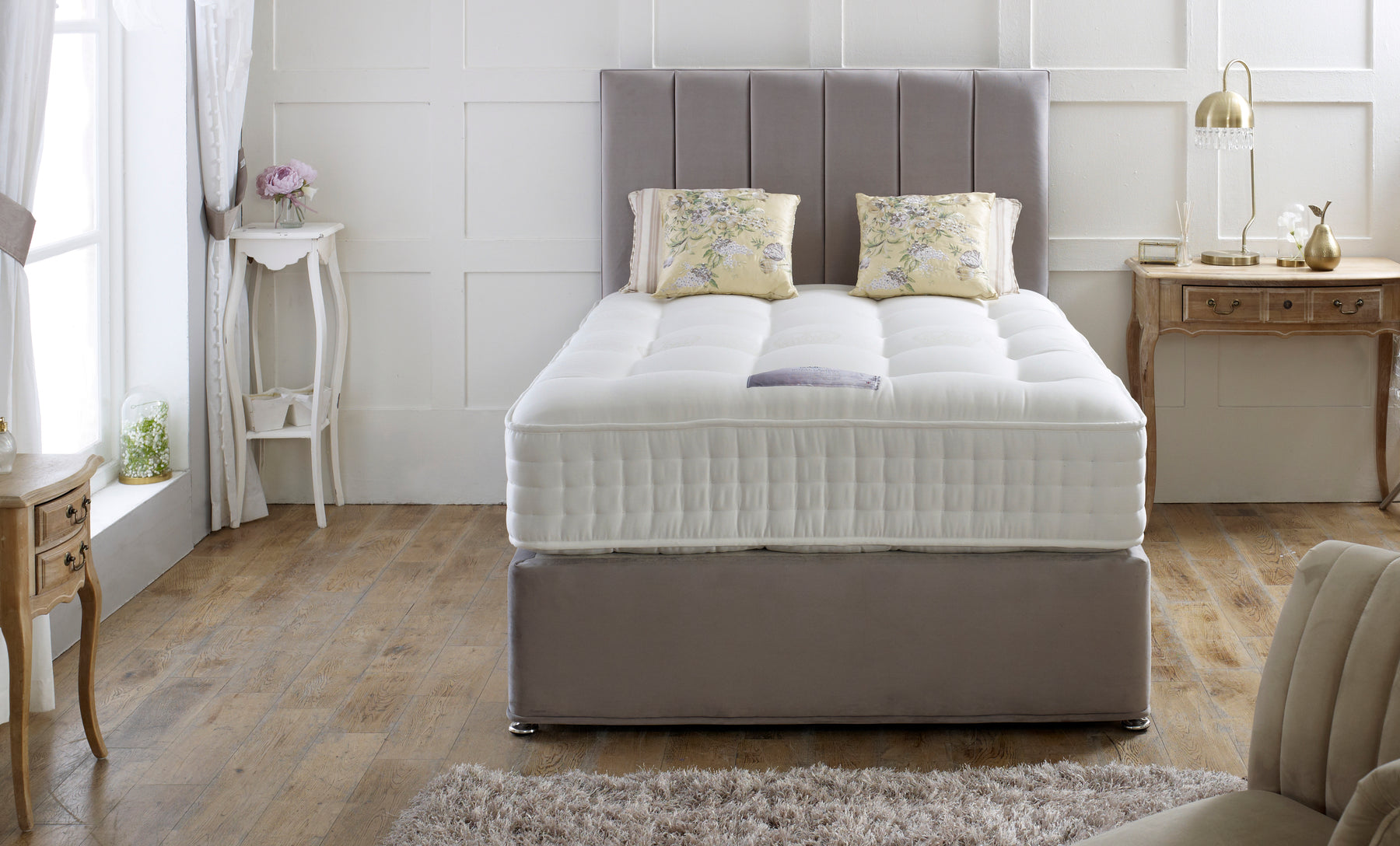 Royal Crown 1,000 pocket sprung mattress and divan bed